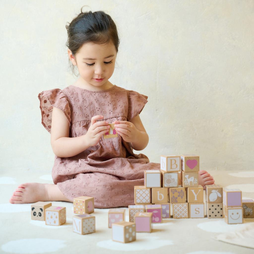 Classic World – Iris Wooden Blocks Set (29 pcs)